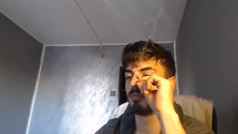 Snapshot of xxxdonpuiuuxxx chatting on 11/02/25, 10:39 xxxdonpuiuuxxx online show from 11/02/25, 10:39