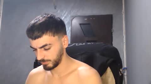 Snapshot of xxxdonpuiuuxxx chatting on 11/10/25, 06:40 xxxdonpuiuuxxx online show from 11/10/25, 06:40