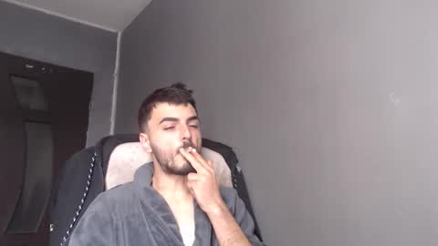 Snapshot of xxxdonpuiuuxxx chatting on 11/12/25, 09:53 xxxdonpuiuuxxx online show from 11/12/25, 09:53