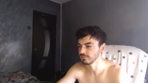 Snapshot of xxxdonpuiuuxxx chatting on 12/15/25, 07:56 xxxdonpuiuuxxx online show from 12/15/25, 07:56