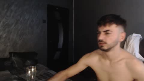 Snapshot of xxxdonpuiuuxxx chatting on 12/17/25, 07:25 xxxdonpuiuuxxx online show from 12/17/25, 07:25