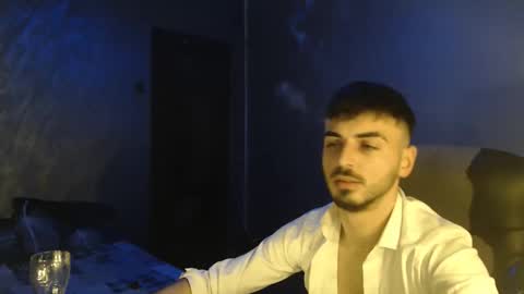 Snapshot of xxxdonpuiuuxxx chatting on 12/17/25, 07:31 xxxdonpuiuuxxx online show from 12/17/25, 07:31