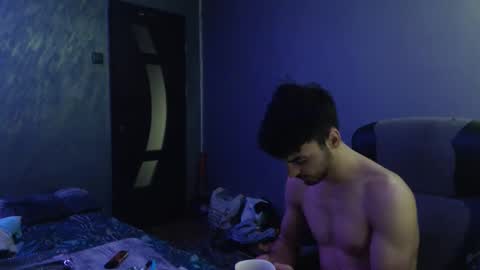 xxxdonpuiuuxxx online show from 01/15/26, 09:58