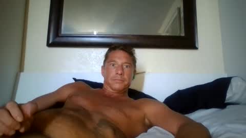 Snapshot of xxxelentdick chatting on 03/02/25, 12:42 deeeeznutz online show from 03/02/25, 12:42