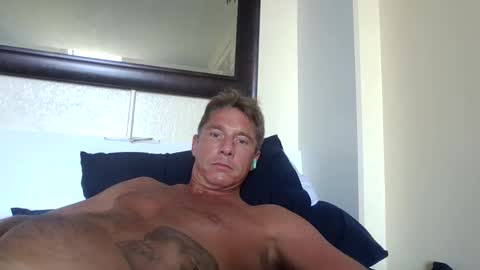 Snapshot of xxxelentdick chatting on 03/07/25, 12:26 deeeeznutz online show from 03/07/25, 12:26