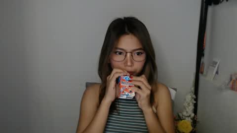 Snapshot of xxxforyouonlyxxx chatting on 02/13/25, 03:46 inday pinay online show from 02/13/25, 03:46