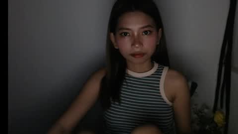 Snapshot of xxxforyouonlyxxx chatting on 03/12/25, 12:26 inday pinay online show from 03/12/25, 12:26