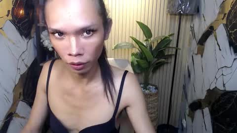 Snapshot of xxxfuckgirlyumsxxx chatting on 03/05/26, 06:42 Your Princess Yums online show from 03/05/26, 06:42