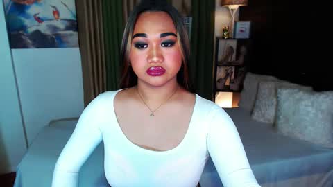 Snapshot of xxxgiganticoliviacummerxxx chatting on 01/10/25, 12:15 OLIVIA online show from 01/10/25, 12:15