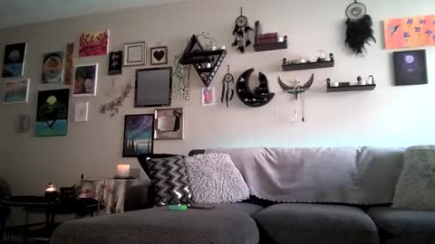 Snapshot of xxxlolalovexxx chatting on 10/21/25, 06:41 Lola online show from 10/21/25, 06:41