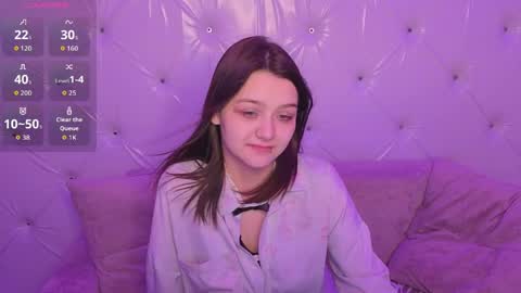 Snapshot of xxxnaughtyfoxxx chatting on 04/22/26, 07:04 foxy online show from 04/22/26, 07:04