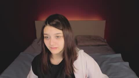 Snapshot of xxxnaughtyfoxxx chatting on 05/24/26, 01:10 foxy online show from 05/24/26, 01:10