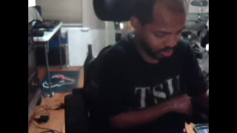 Snapshot of xxxonwheelz chatting on 11/07/25, 06:35 xxxonwheelz online show from 11/07/25, 06:35