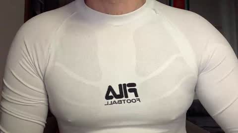 Snapshot of xxxotter chatting on 12/17/24, 09:39 xxxotter online show from 12/17/24, 09:39