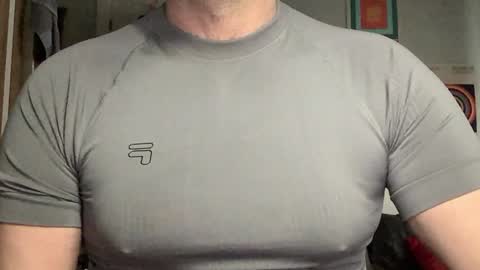 Snapshot of xxxotter chatting on 12/28/24, 10:36 xxxotter online show from 12/28/24, 10:36