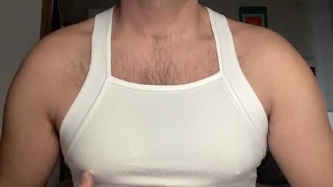 Snapshot of xxxotter chatting on 01/11/25, 09:04 xxxotter online show from 01/11/25, 09:04