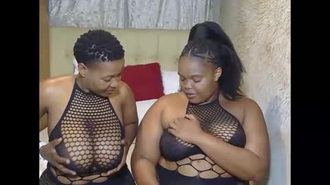 Xxxslutscombination online show from 03/08/26, 05:00