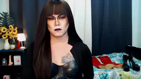 QueenMarina online show from 09/28/25, 05:18