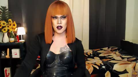 Snapshot of xyournightmarequeenx chatting on 01/09/26, 12:41 QueenMarina online show from 01/09/26, 12:41