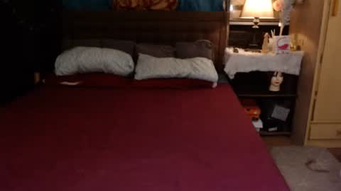 Snapshot of xyourtastyprincess chatting on 09/17/25, 12:01 Angela online show from 09/17/25, 12:01