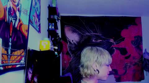 xzerox_ online show from 12/21/25, 12:23