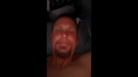 Snapshot of xzvwhsahogln chatting on 03/03/26, 03:45 Renegade23 online show from 03/03/26, 03:45