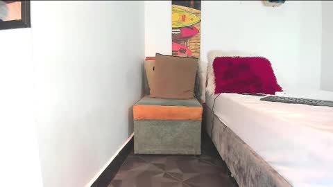 Snapshot of y0ung_master_ chatting on 11/09/25, 07:34 Sr. Y0ung Master online show from 11/09/25, 07:34