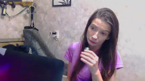 Snapshot of y0urecaught chatting on 02/18/26, 04:19 y0urecaught online show from 02/18/26, 04:19