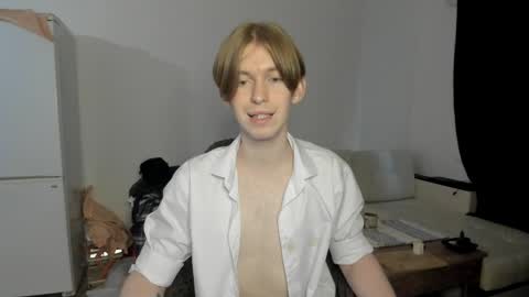 Snapshot of y0ursteve chatting on 05/22/26, 05:40 y0ursteve online show from 05/22/26, 05:40