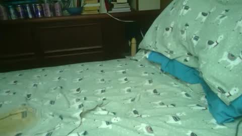 Snapshot of yacht3oy chatting on 12/20/25, 09:05 yacht3oy online show from 12/20/25, 09:05