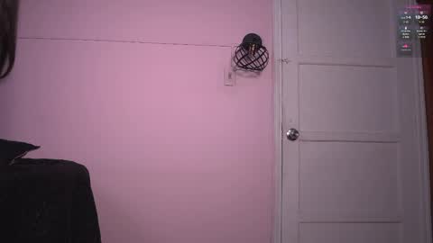 Snapshot of yahaira_26 chatting on 05/14/26, 10:05 petronila online show from 05/14/26, 10:05