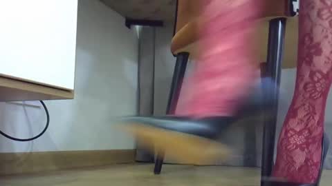 Dina online show from 02/25/25, 06:25