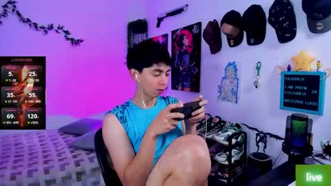 Snapshot of yaiden_11 chatting on 11/02/25, 10:06 YAIDEN  online show from 11/02/25, 10:06