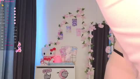 Snapshot of yakamozamazing chatting on 07/12/26, 02:02 yakamozamazing online show from 07/12/26, 02:02