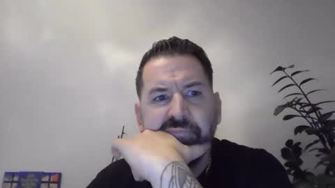 Snapshot of yakijoe chatting on 11/18/25, 10:36 yakijoe online show from 11/18/25, 10:36