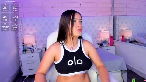 Snapshot of yaky_ chatting on 01/16/25, 02:30 Yakeline online show from 01/16/25, 02:30