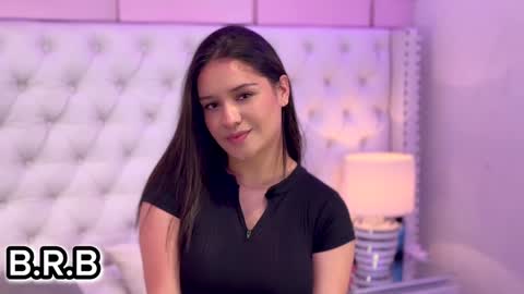 Snapshot of yaky_ chatting on 01/16/25, 05:33 Yakeline online show from 01/16/25, 05:33