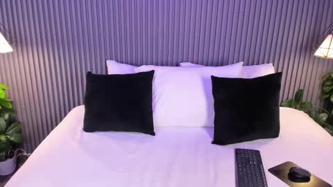 Yalezka online show from 03/29/26, 04:56