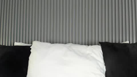 Yalezka online show from 05/13/26, 04:10