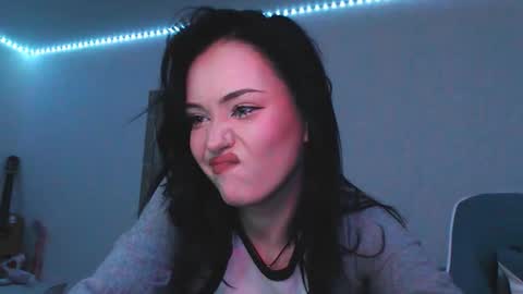 Snapshot of yamilean chatting on 03/02/25, 10:48 Yami online show from 03/02/25, 10:48