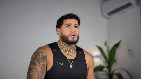 yamp sambrano online show from 11/15/25, 11:54