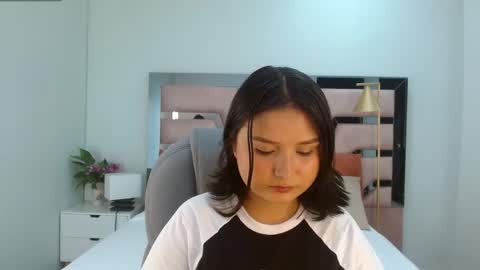 yaned_ online show from 04/24/26, 01:13