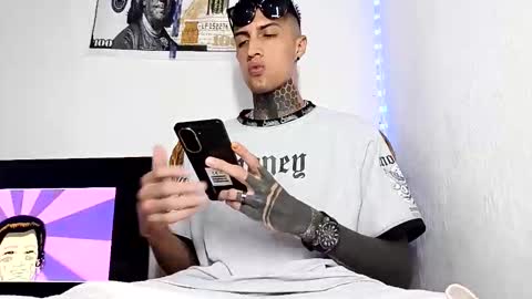 Yan online show from 02/03/26, 01:48