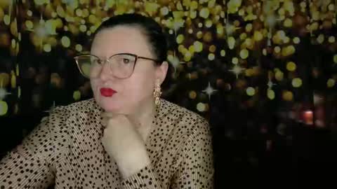 Anika online show from 12/01/25, 11:26