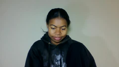 Snapshot of yannick_01 chatting on 06/17/26, 10:32 yannick_01 online show from 06/17/26, 10:32