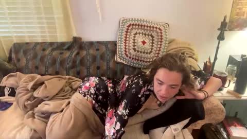 Snapshot of yanyanpixie chatting on 09/09/25, 02:16 yanyanpixie online show from 09/09/25, 02:16