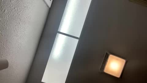 Snapshot of yanyanpixie chatting on 10/31/25, 12:44 yanyanpixie online show from 10/31/25, 12:44