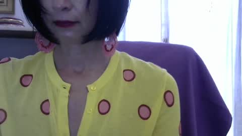 Snapshot of yara127 chatting on 06/26/26, 10:30 HOT MILF online show from 06/26/26, 10:30