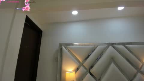 Yara online show from 03/08/26, 12:42