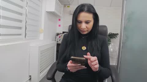 Yara online show from 02/09/26, 03:43